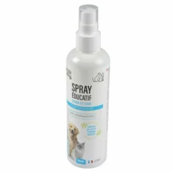 PARIS PRIX - Spray éducatif pour chien & chat "soin expert" 250ml blanc